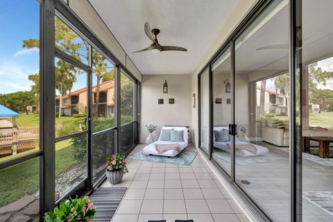 Condominium in Boca Raton FL 5771 Coach House Circle Cir 25.jpg