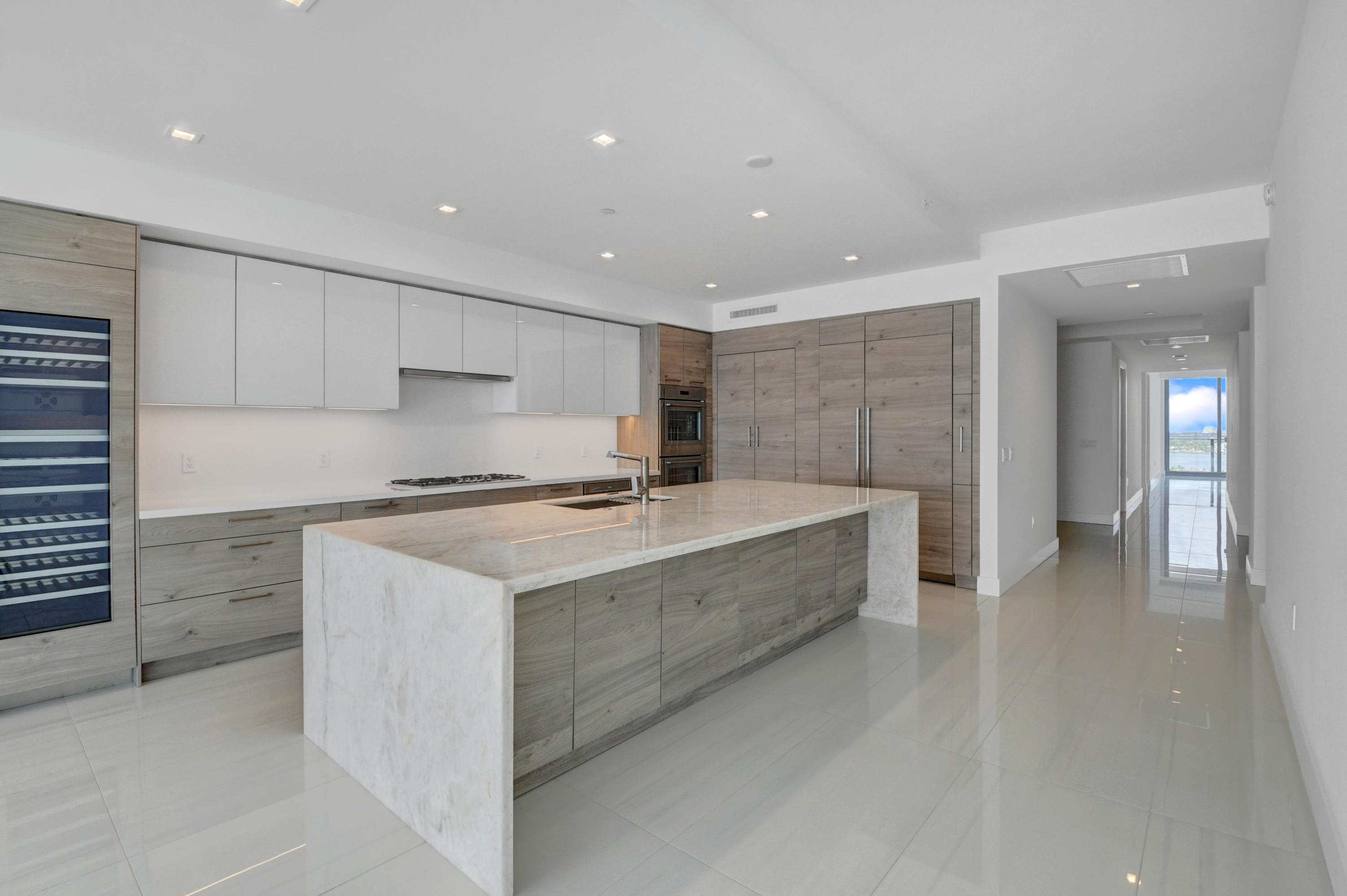 5000 NORTH OCEAN CONDO - Residential