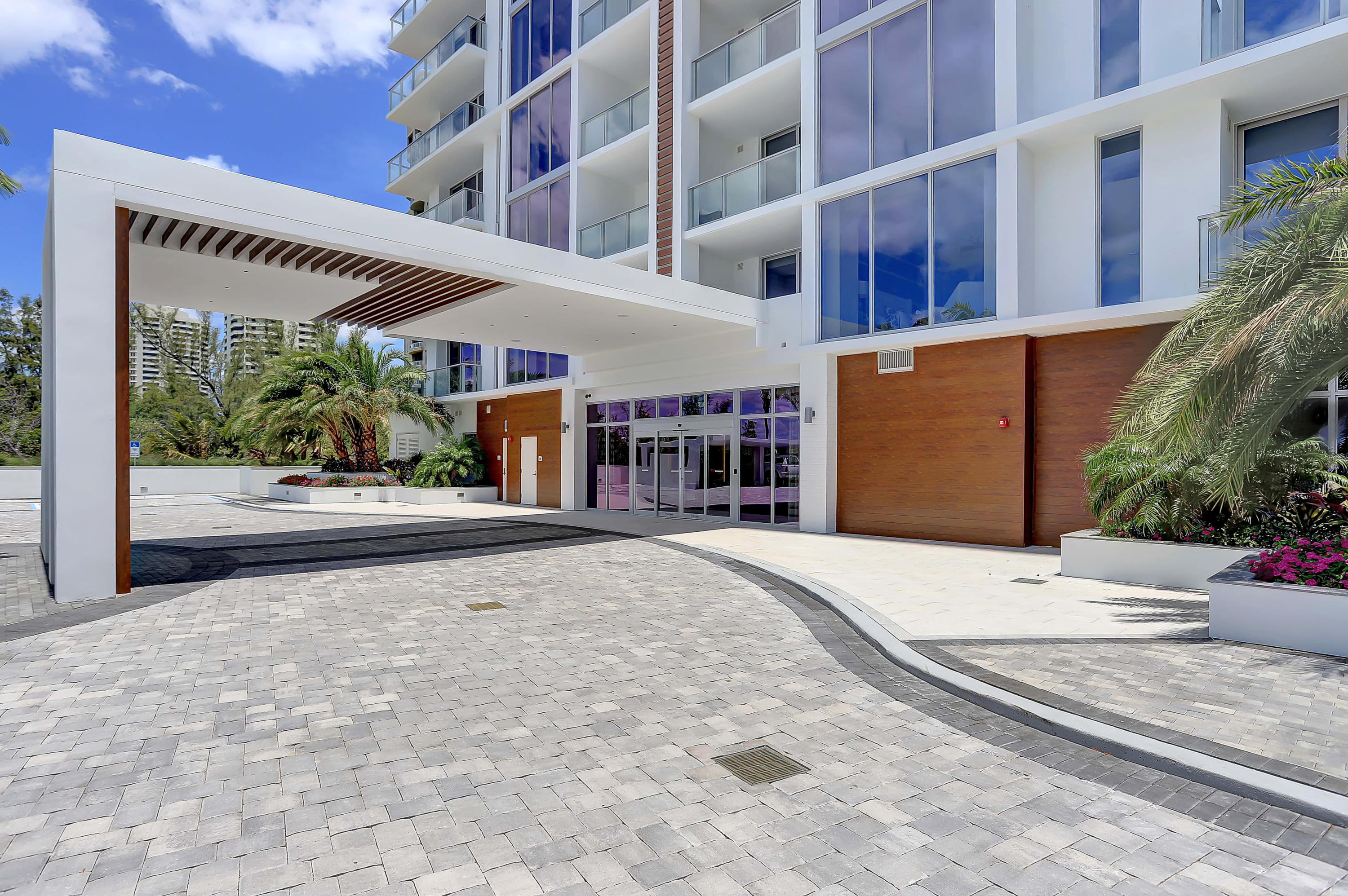 5000 NORTH OCEAN CONDO - Residential