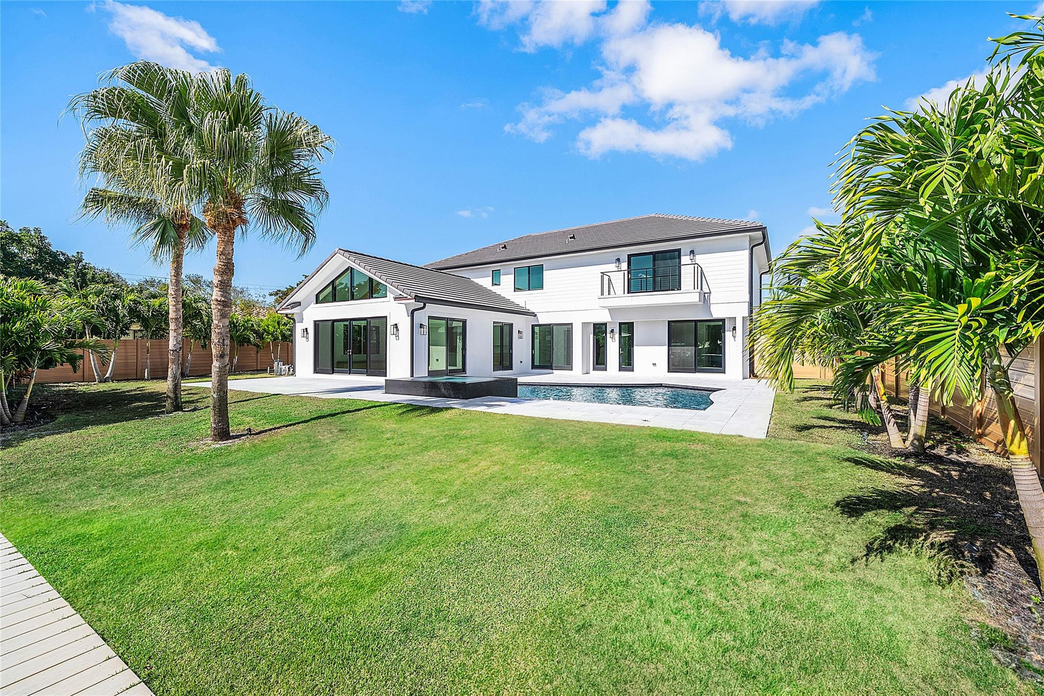 Country Club Point - Residential