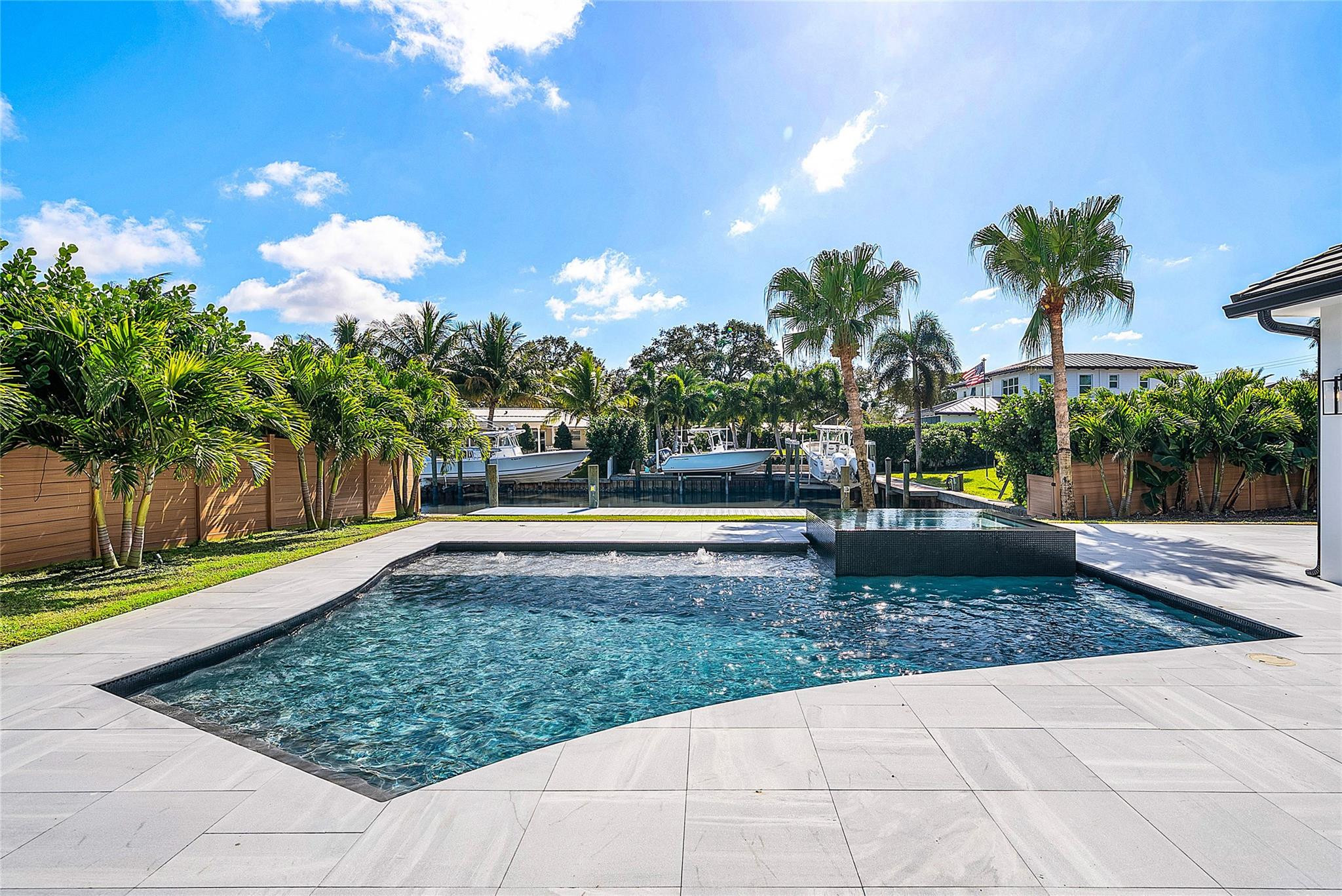 Country Club Point - Residential