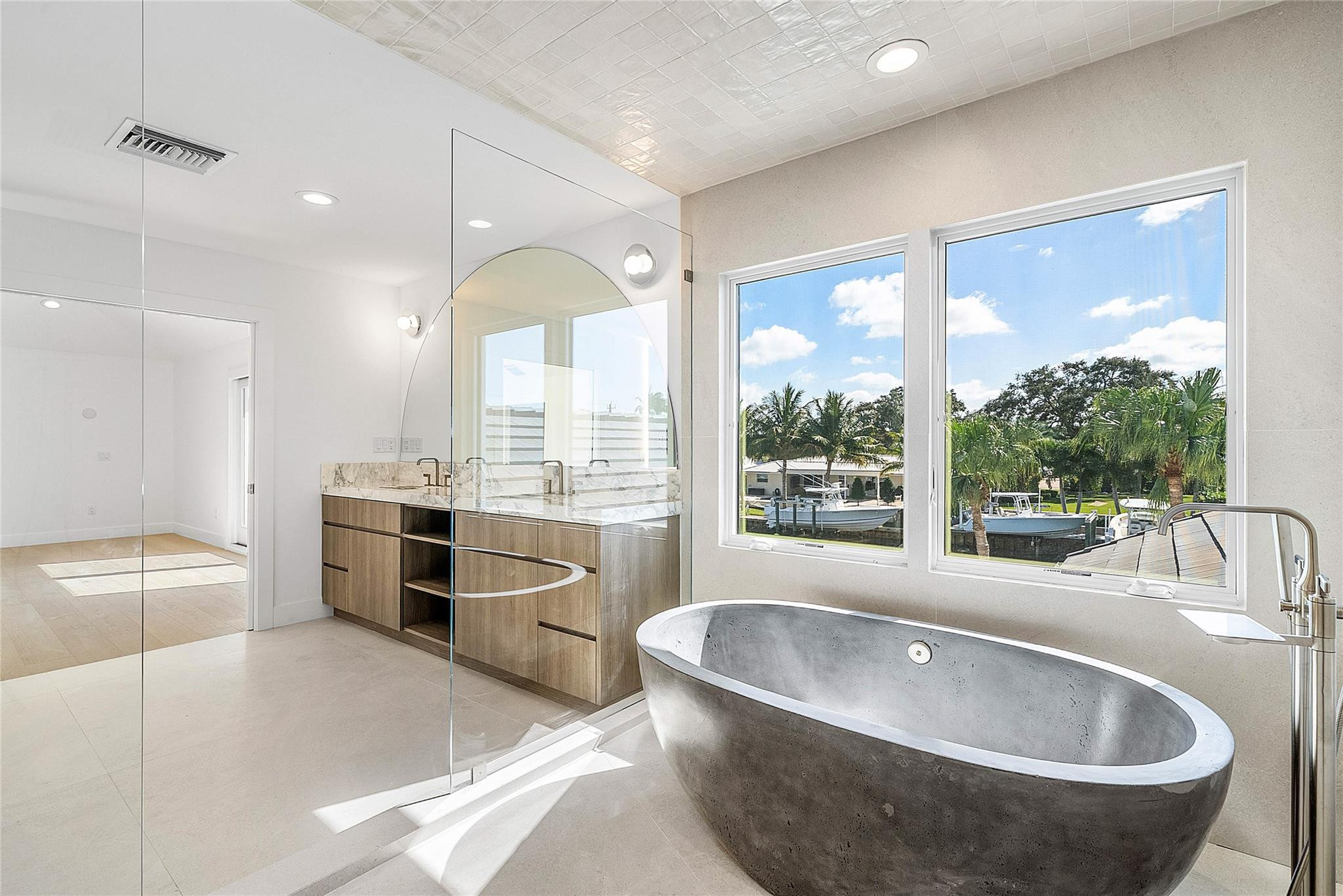 Country Club Point - Residential