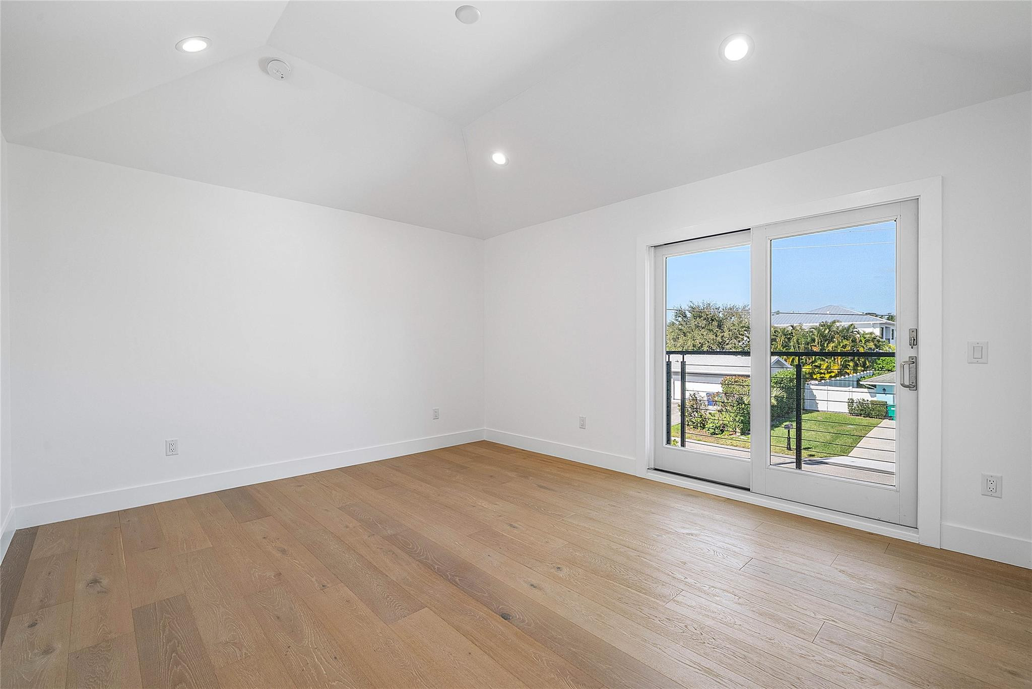 Country Club Point - Residential