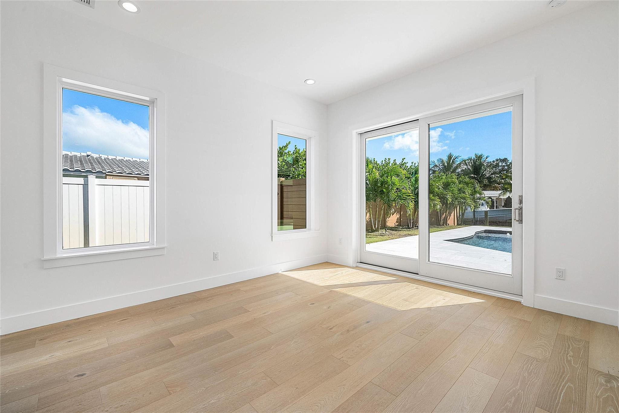 Country Club Point - Residential