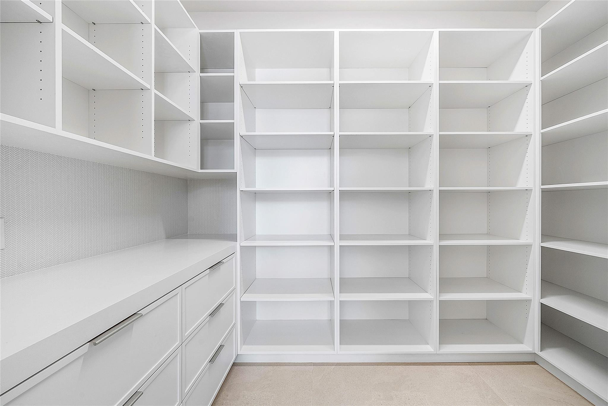 Country Club Point - Residential