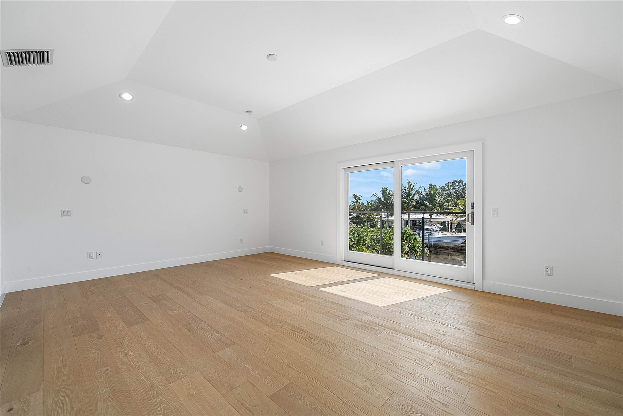 Country Club Point - Residential