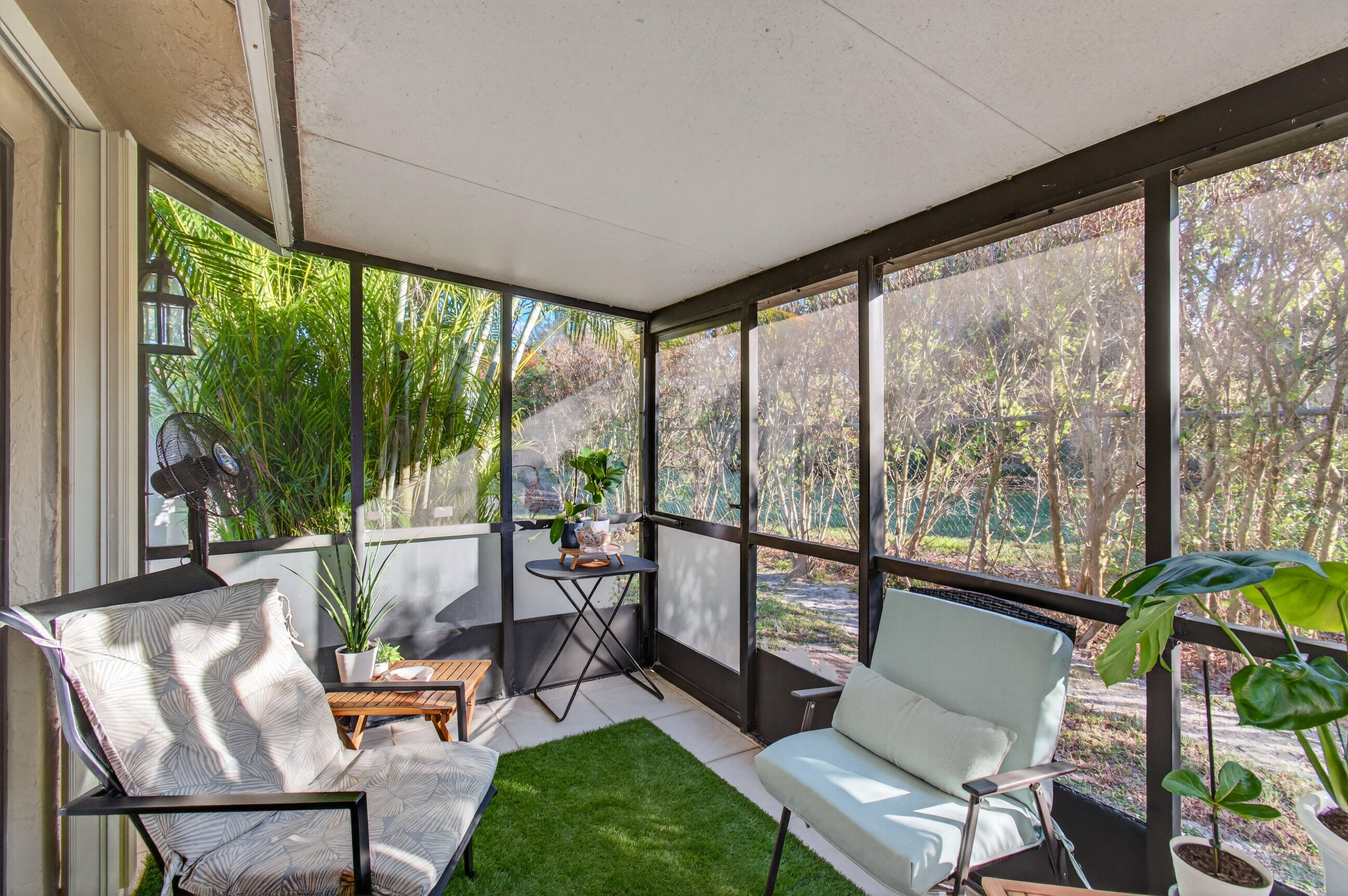 JOGGERS RUN - Residential