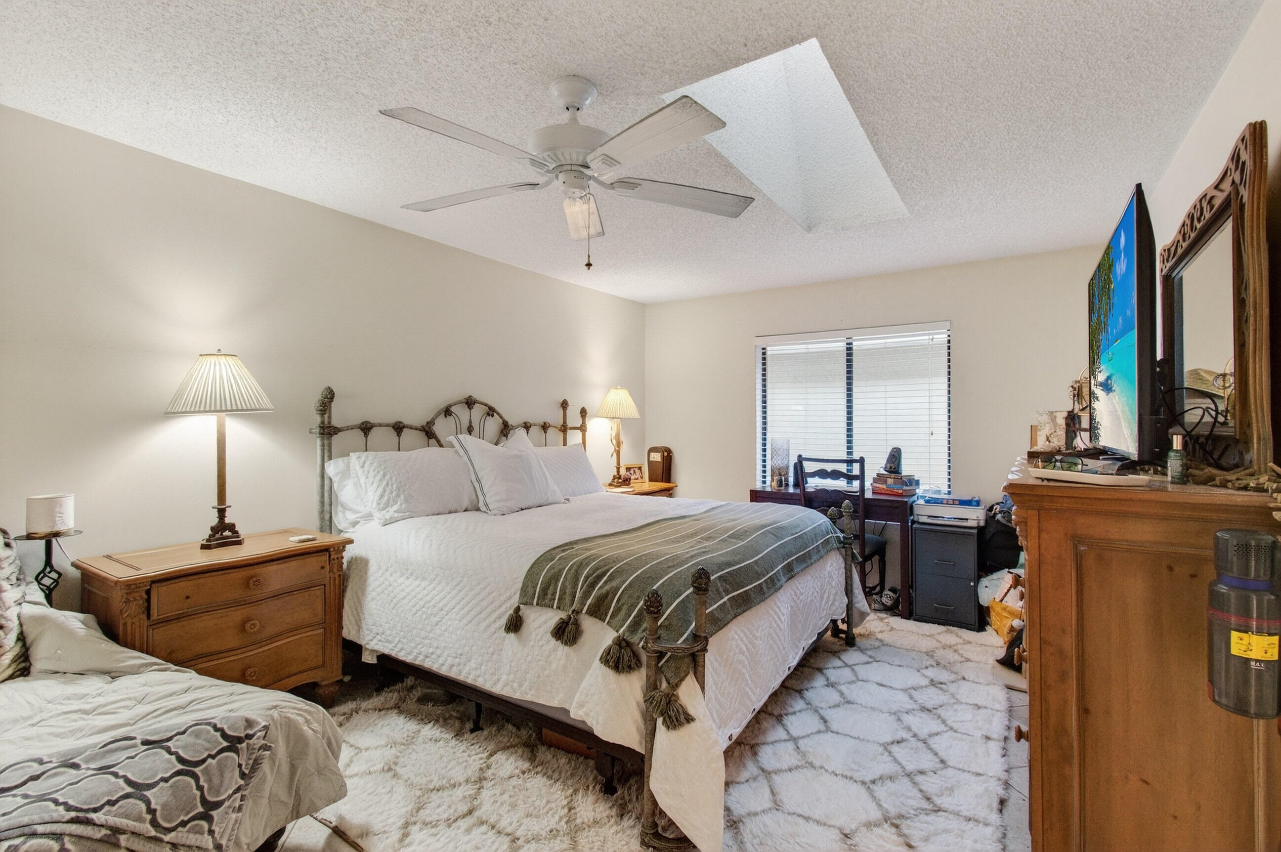 JOGGERS RUN - Residential