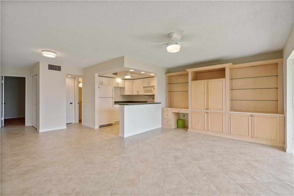 wilshire north - Residential