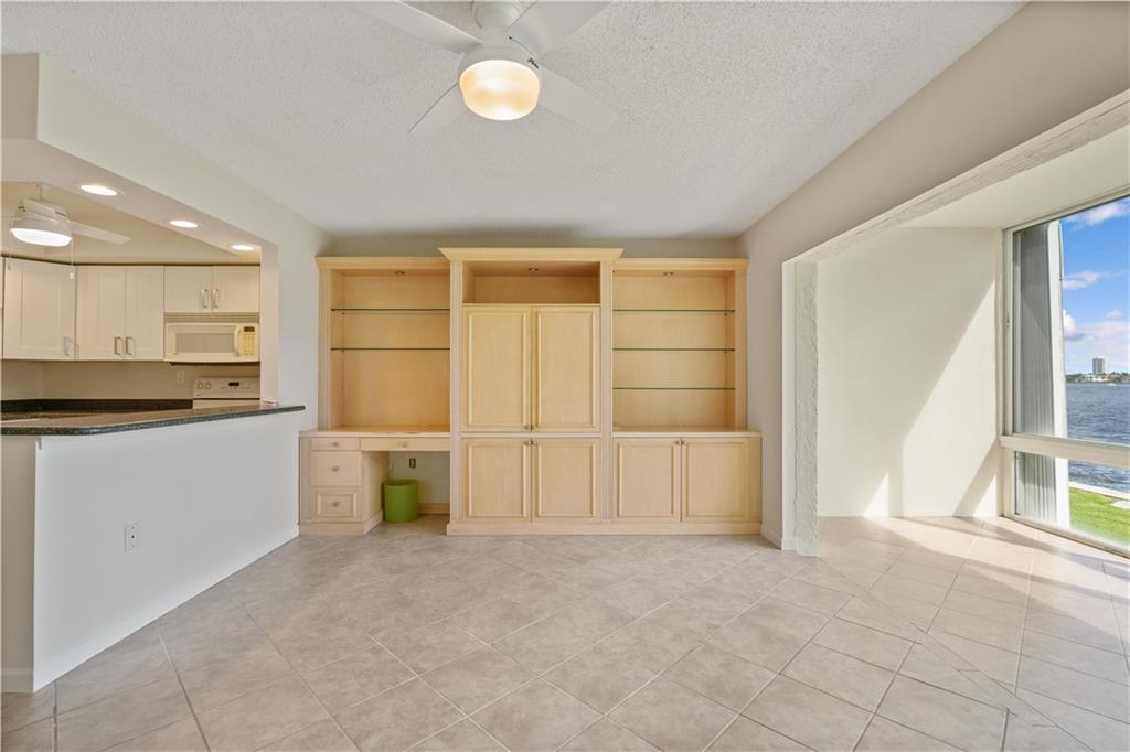 wilshire north - Residential