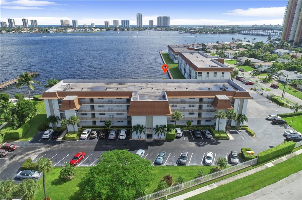 wilshire north - Residential