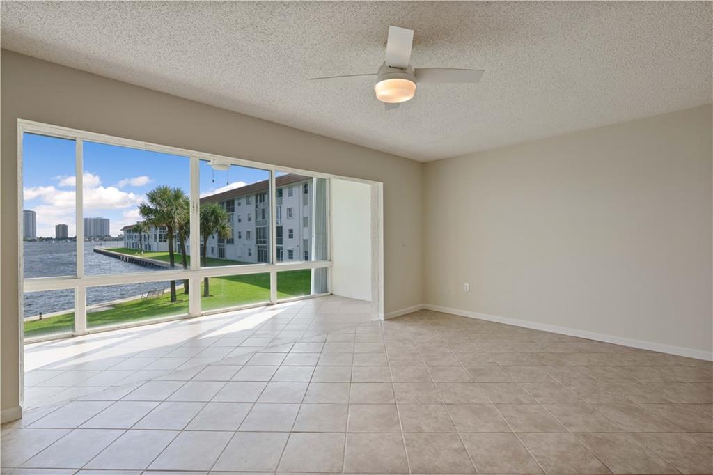 wilshire north - Residential