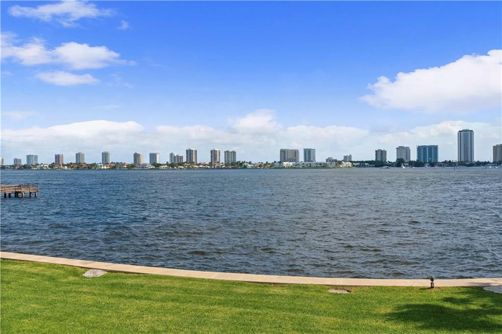 wilshire north - Residential