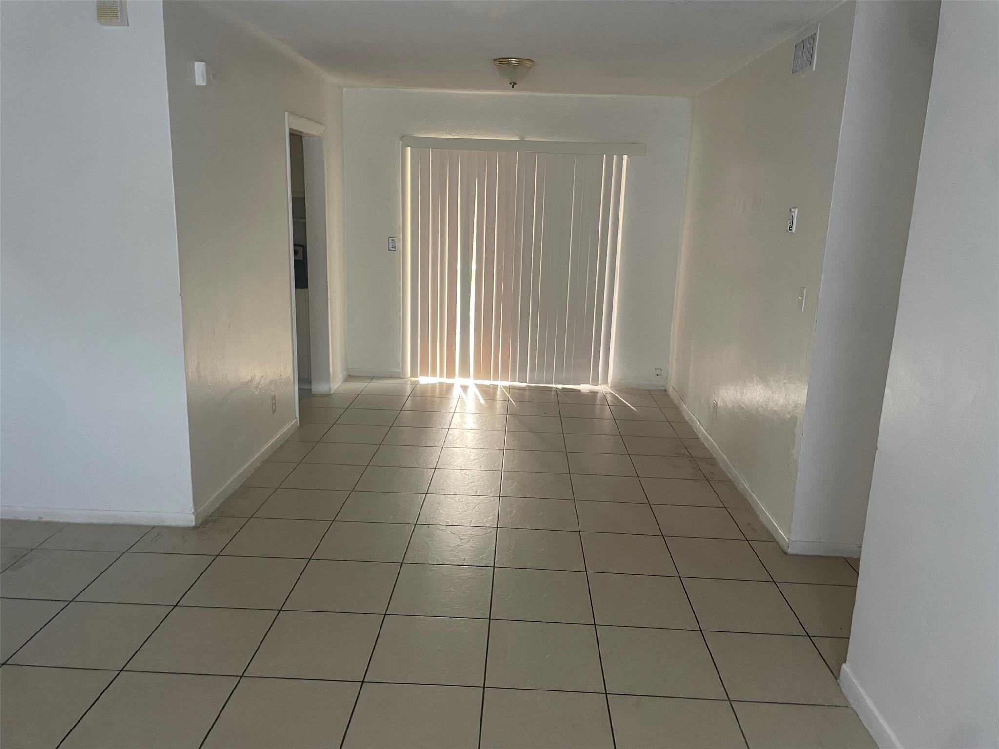 4240 NW 38th Ter