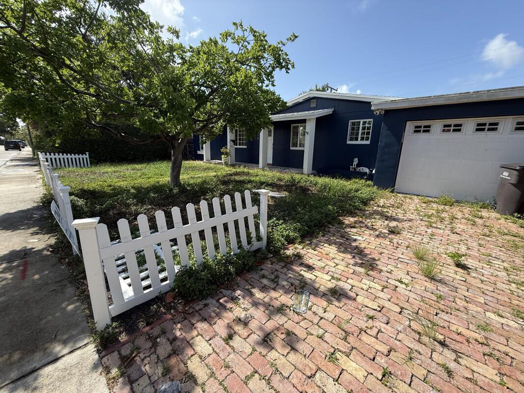 This pool home is located in the trendy ''SoSo'' neighborhood of West Palm Beach and a short walk to the Intracoastal and Summa Beach Park and Trail. Home has partial repairs done and waiting for modern interior finishes.