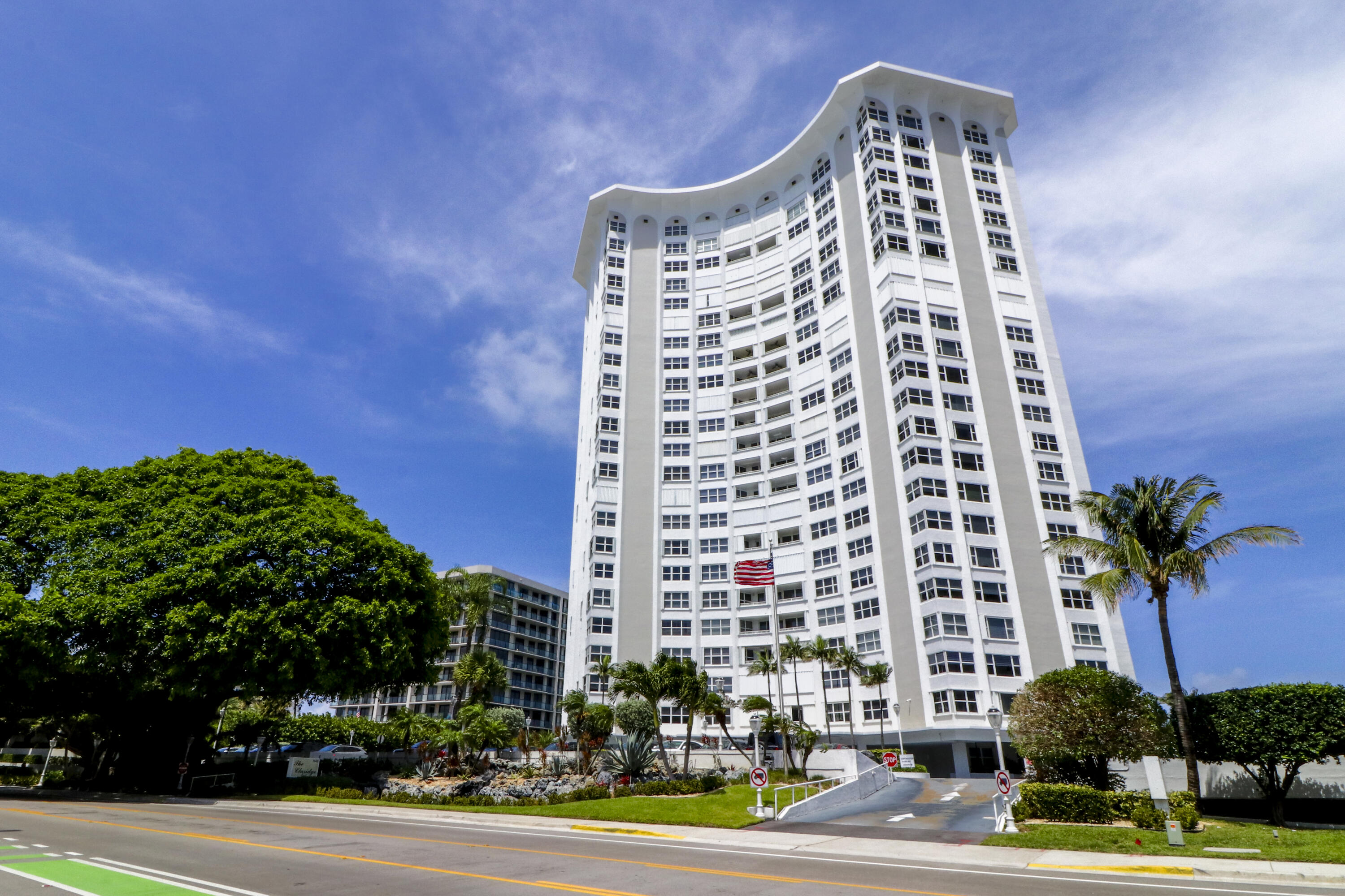 CLARIDGE CONDO - Residential