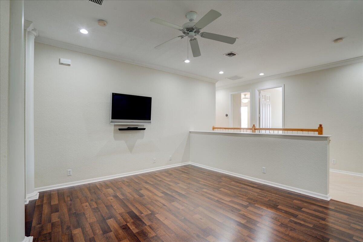 CARRIAGE POINTE TOWNHOMES PUD - Residential