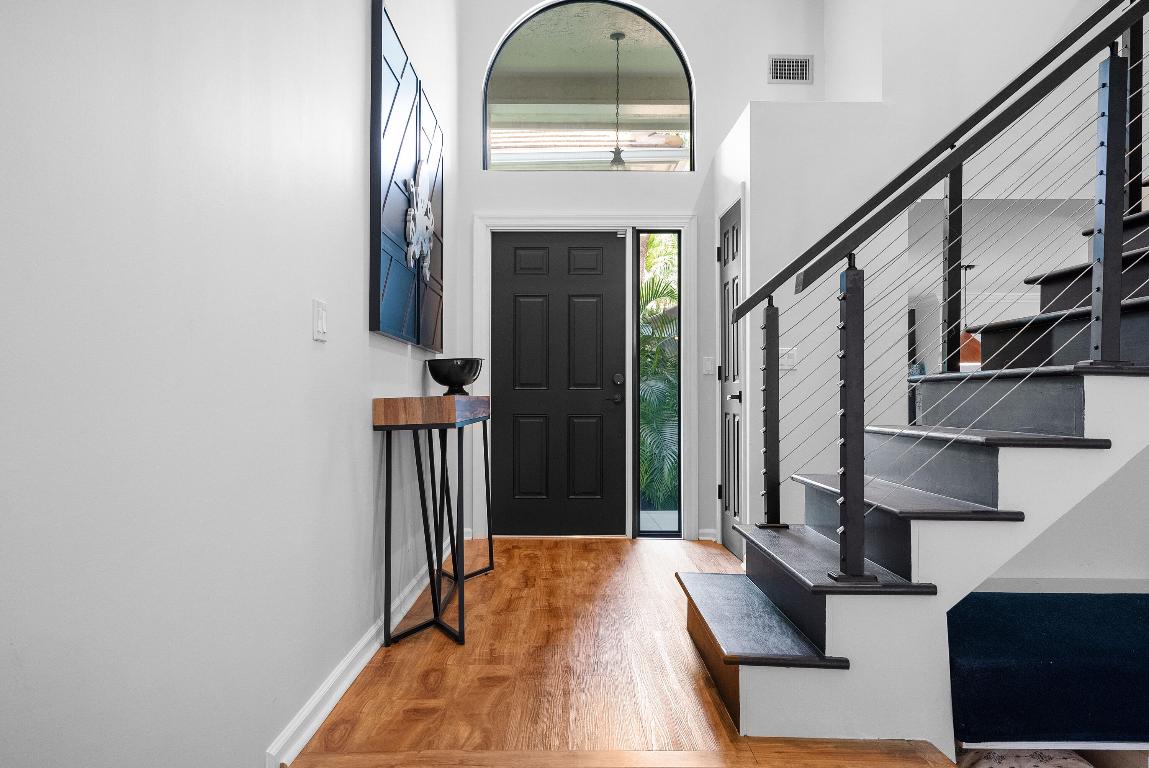 OAK HARBOUR 4 - Residential