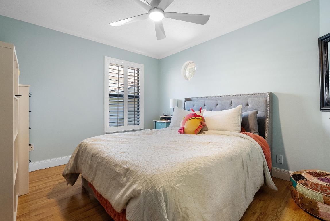 OAK HARBOUR 4 - Residential