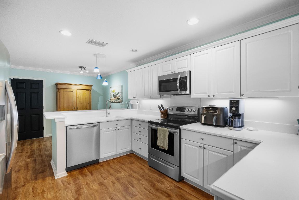 OAK HARBOUR 4 - Residential