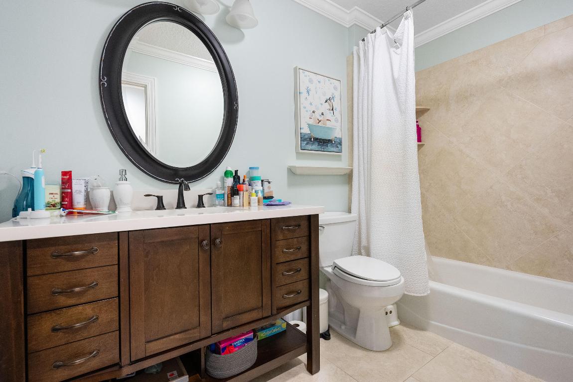 OAK HARBOUR 4 - Residential