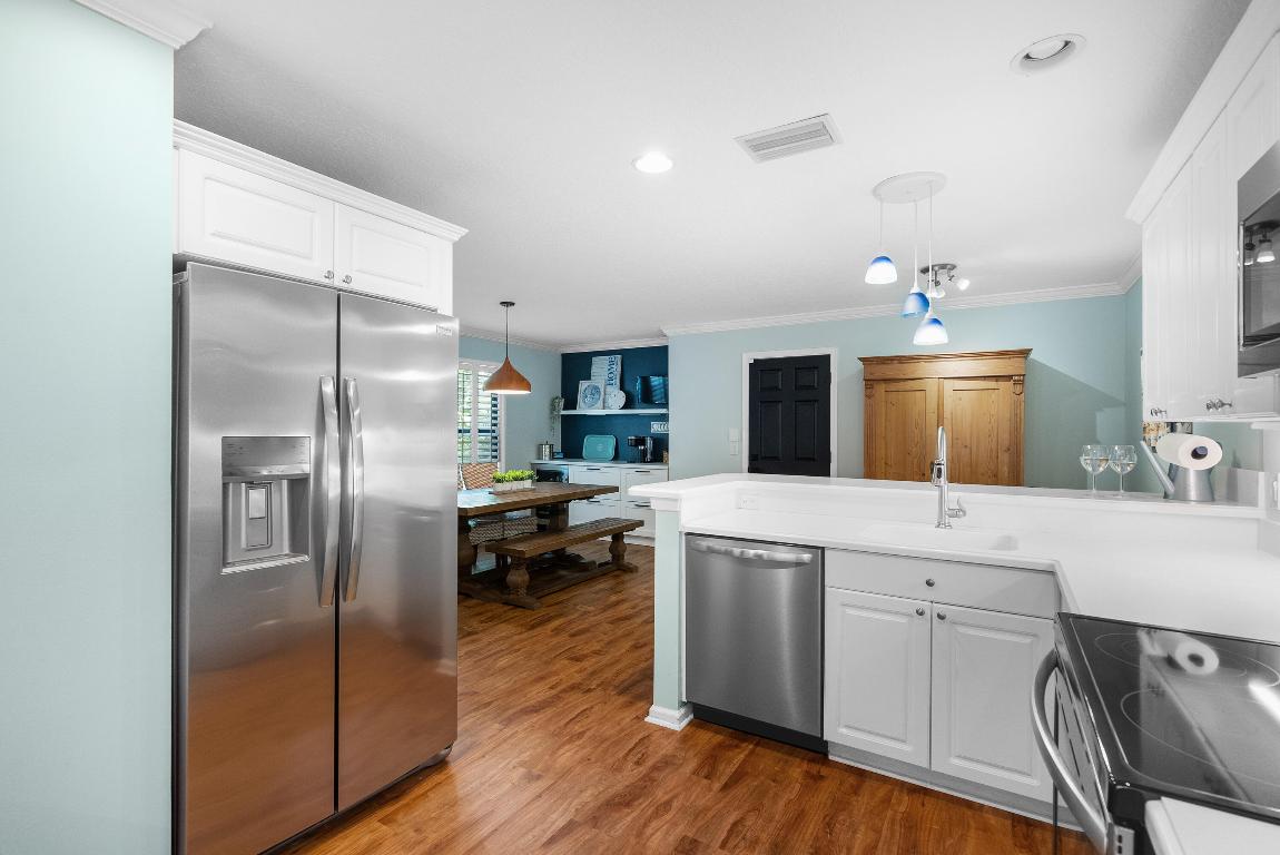 OAK HARBOUR 4 - Residential