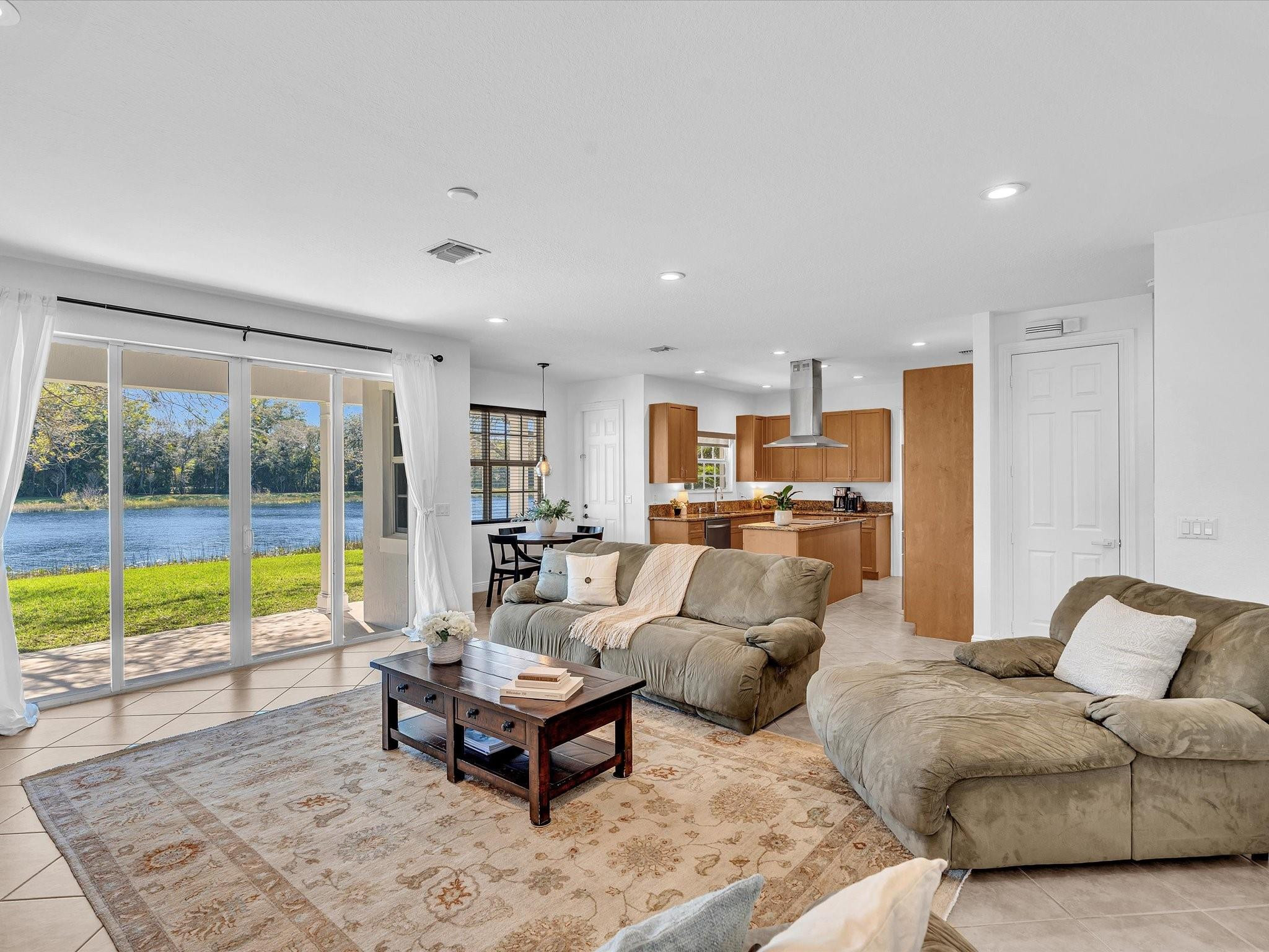 Lakeside Village At Davie - Residential