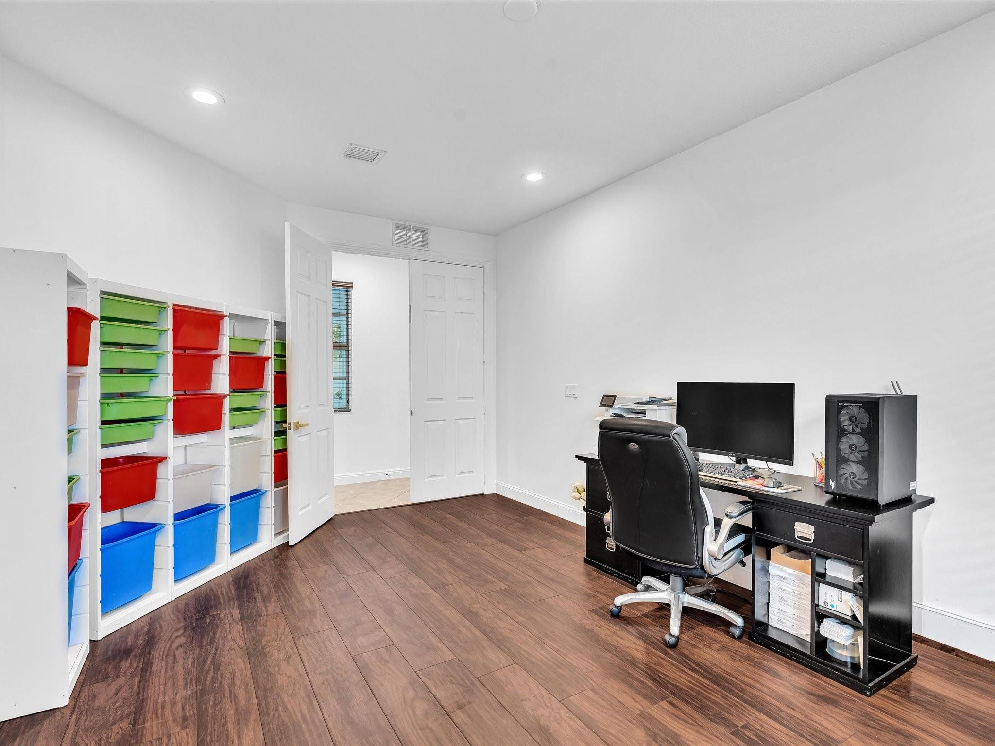 Lakeside Village At Davie - Residential