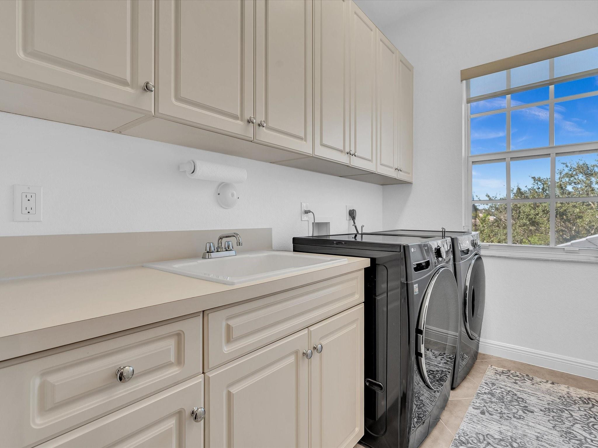 Lakeside Village At Davie - Residential