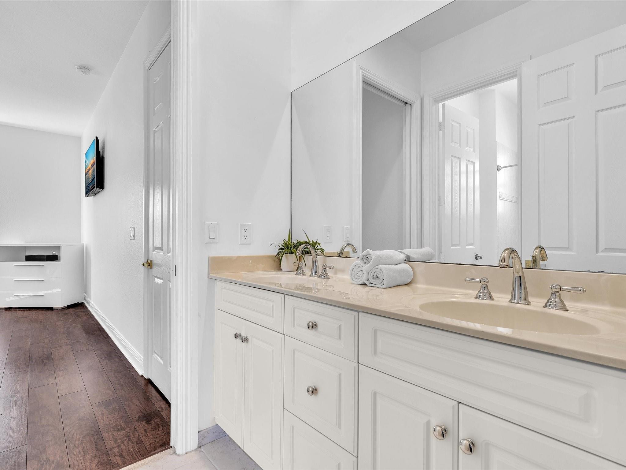 Lakeside Village At Davie - Residential