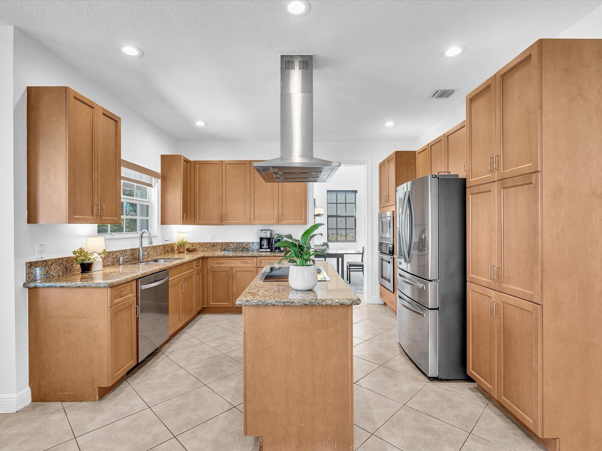 Lakeside Village At Davie - Residential