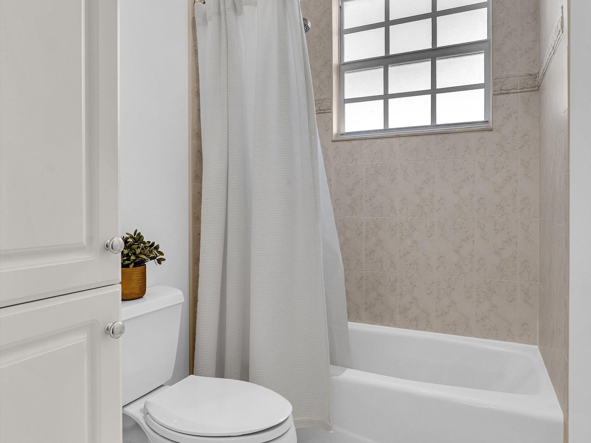 Lakeside Village At Davie - Residential