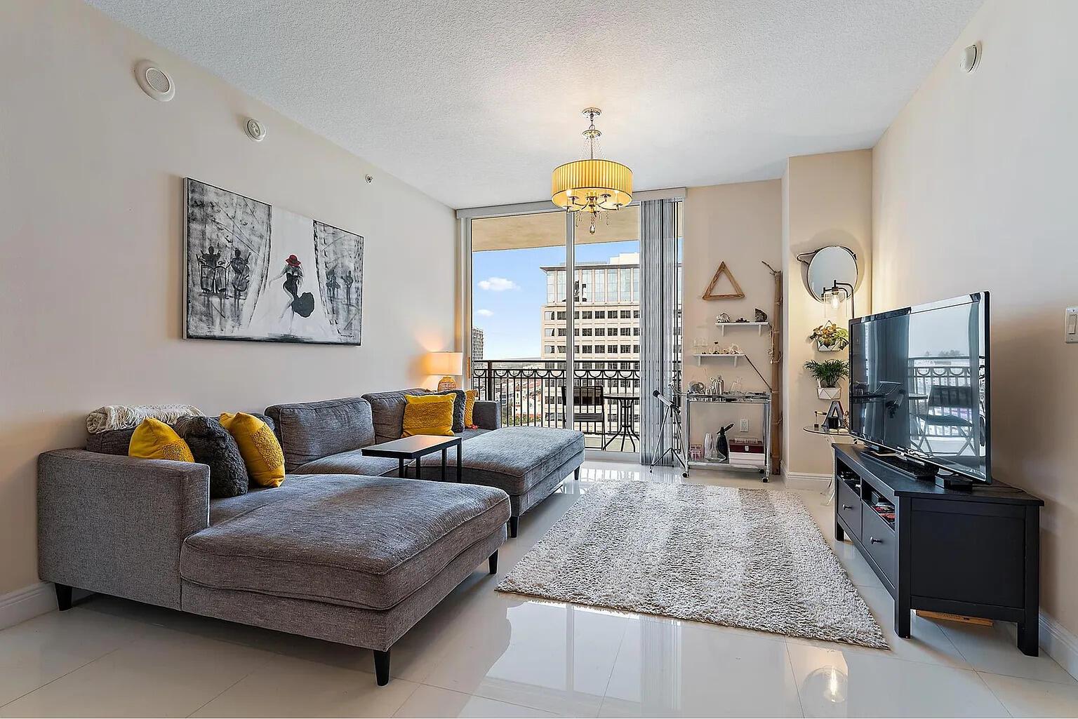 550 Okeechobee Boulevard 1608