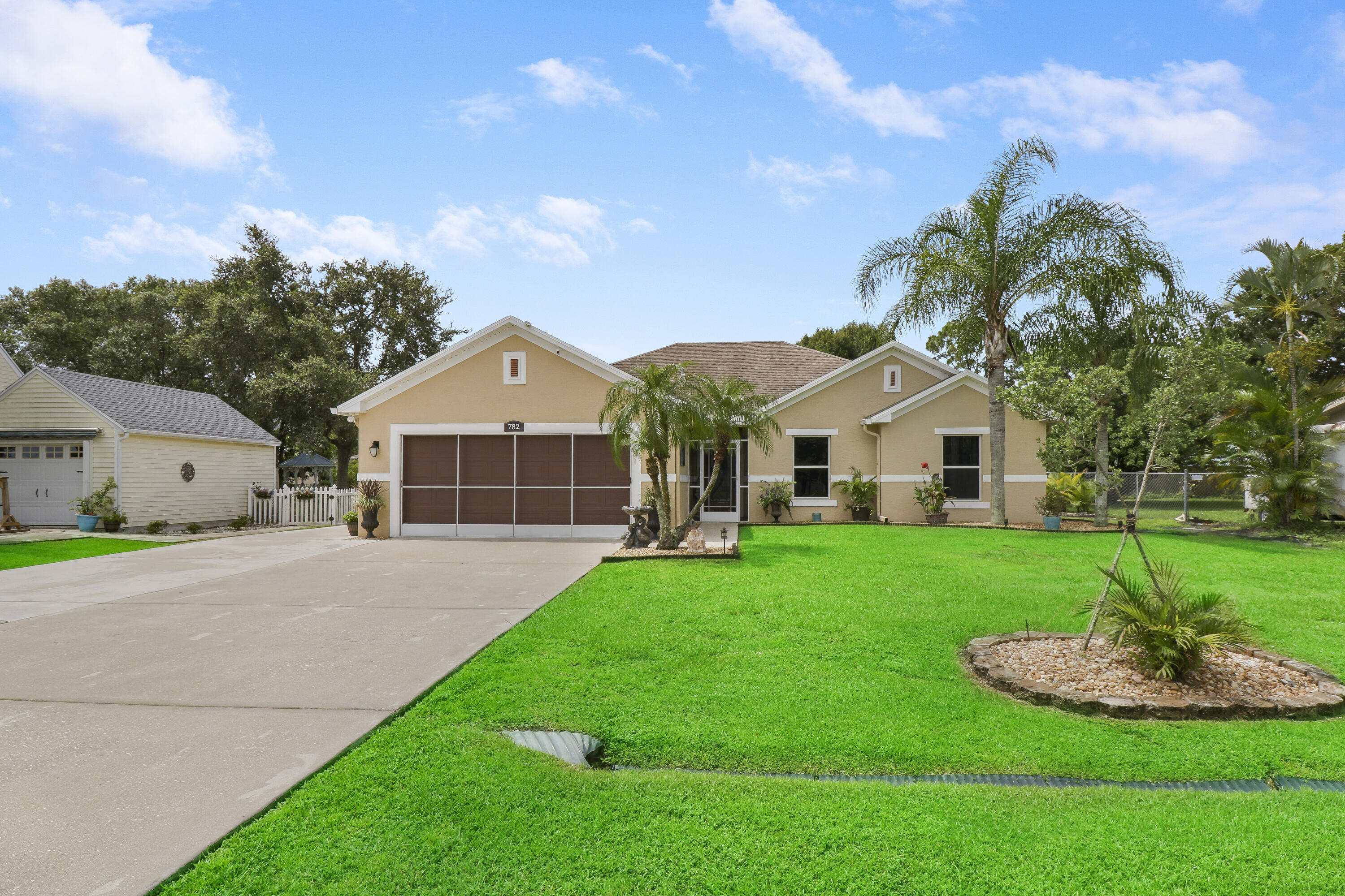 PORT ST LUCIE SECTION 25 - Residential