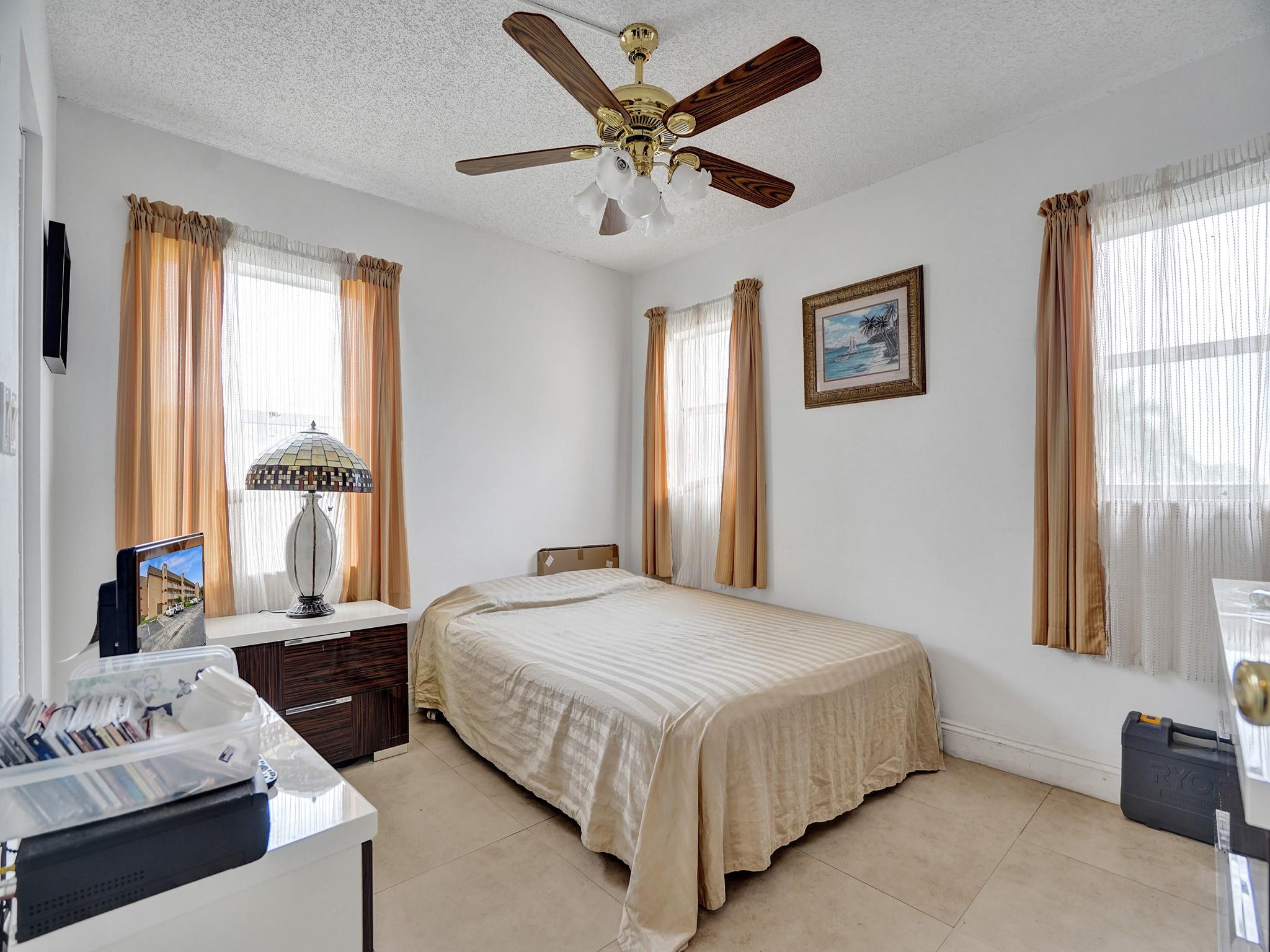 Sunrise Lakes Phase 3 - Residential