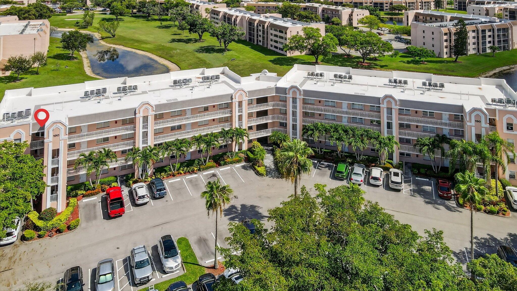 SUNRISE LAKES - Residential