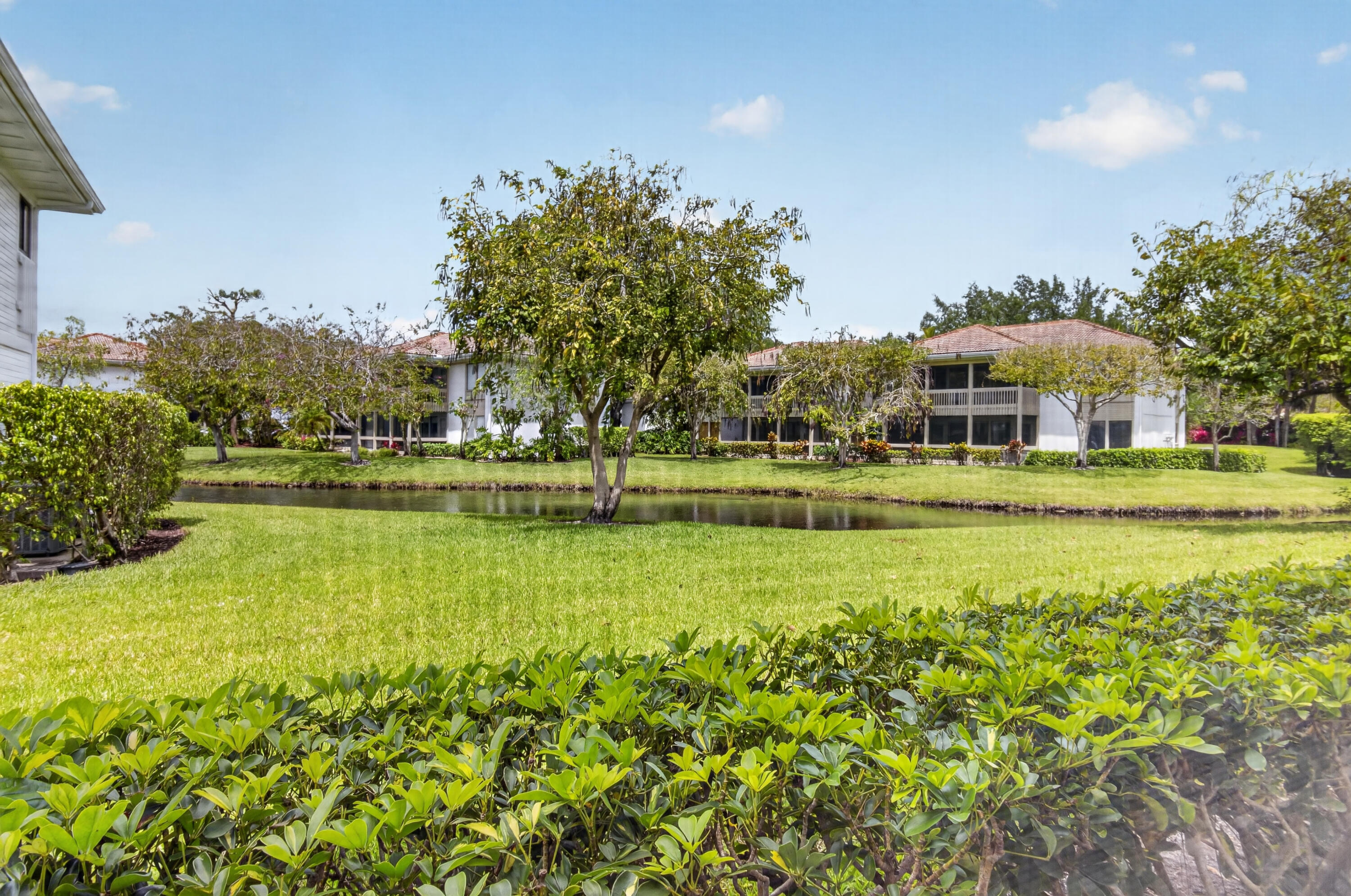 ARBOR LAKE AT BOCA WEST CONDO - Residential