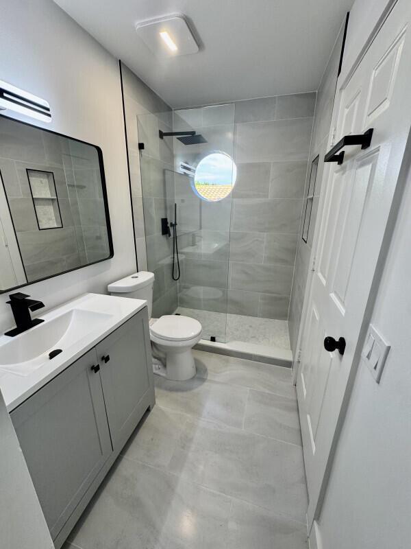 EL VIENTO AT BOCA POINTE - Residential Lease