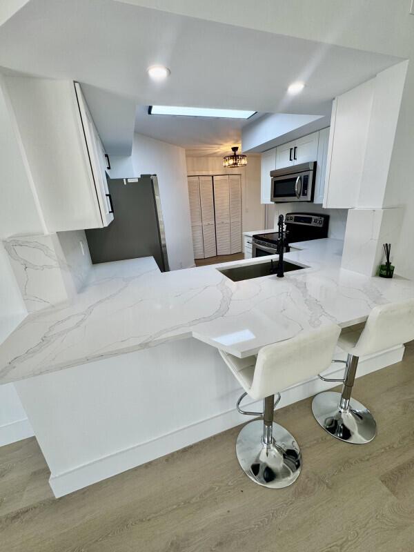 EL VIENTO AT BOCA POINTE - Residential Lease