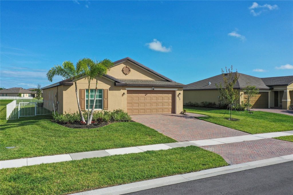 Photo of 973 Bent Creek Drive, Fort Pierce, FL 34947 (MLS # F10471996)
