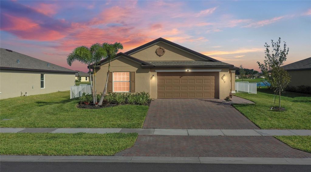 Photo of 973 Bent Creek Drive, Fort Pierce, FL 34947 (MLS # F10471996)