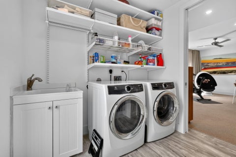 Tiny photo for 336 Balboa Street, Hollywood, FL 33019 (MLS # B26080656)