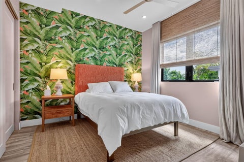 Tiny photo for 336 Balboa Street, Hollywood, FL 33019 (MLS # B26080656)