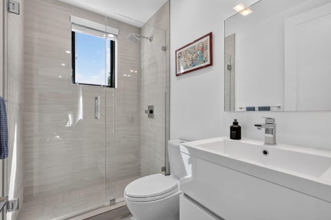 Tiny photo for 336 Balboa Street, Hollywood, FL 33019 (MLS # B26080656)