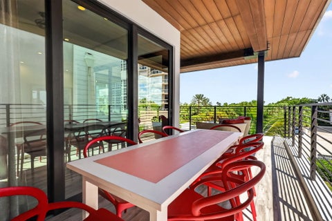 Tiny photo for 336 Balboa Street, Hollywood, FL 33019 (MLS # B26080656)