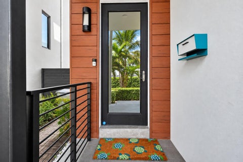 Tiny photo for 336 Balboa Street, Hollywood, FL 33019 (MLS # B26080656)