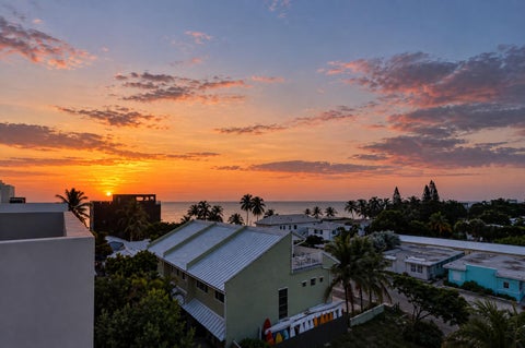 Tiny photo for 336 Balboa Street, Hollywood, FL 33019 (MLS # B26080656)