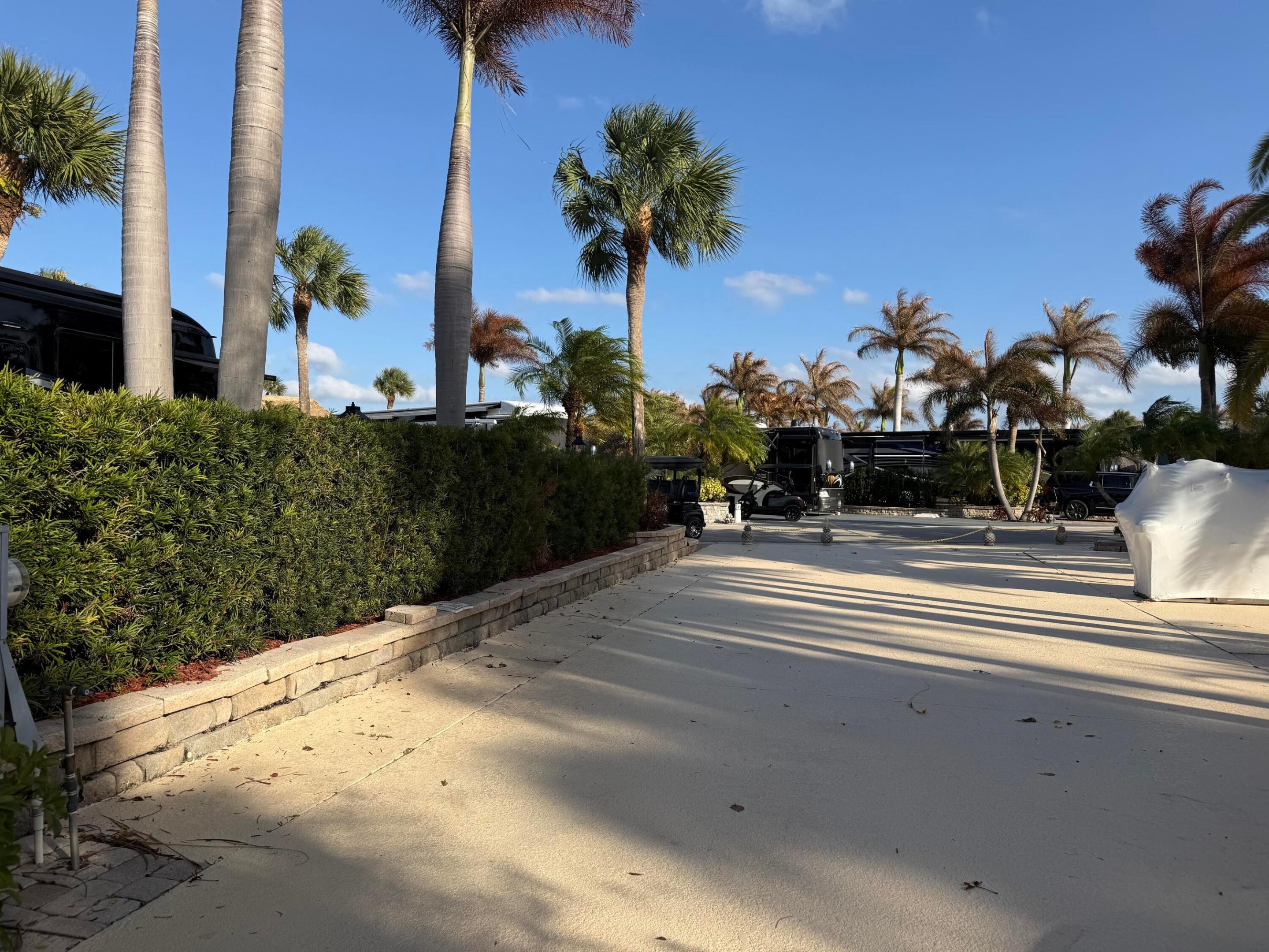 367 NW Foursome Lane