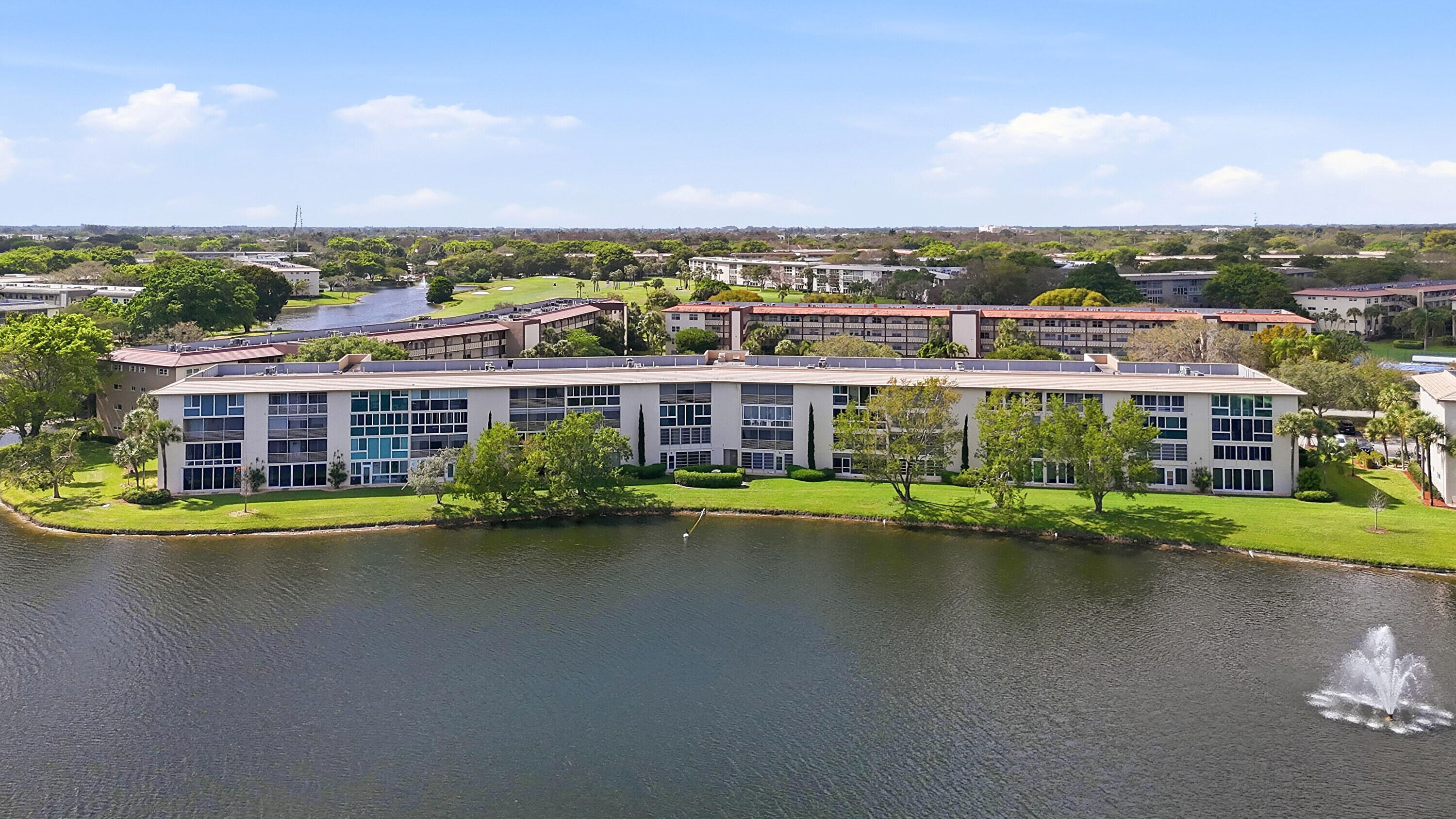 WYNMOOR VILLAGE - Residential