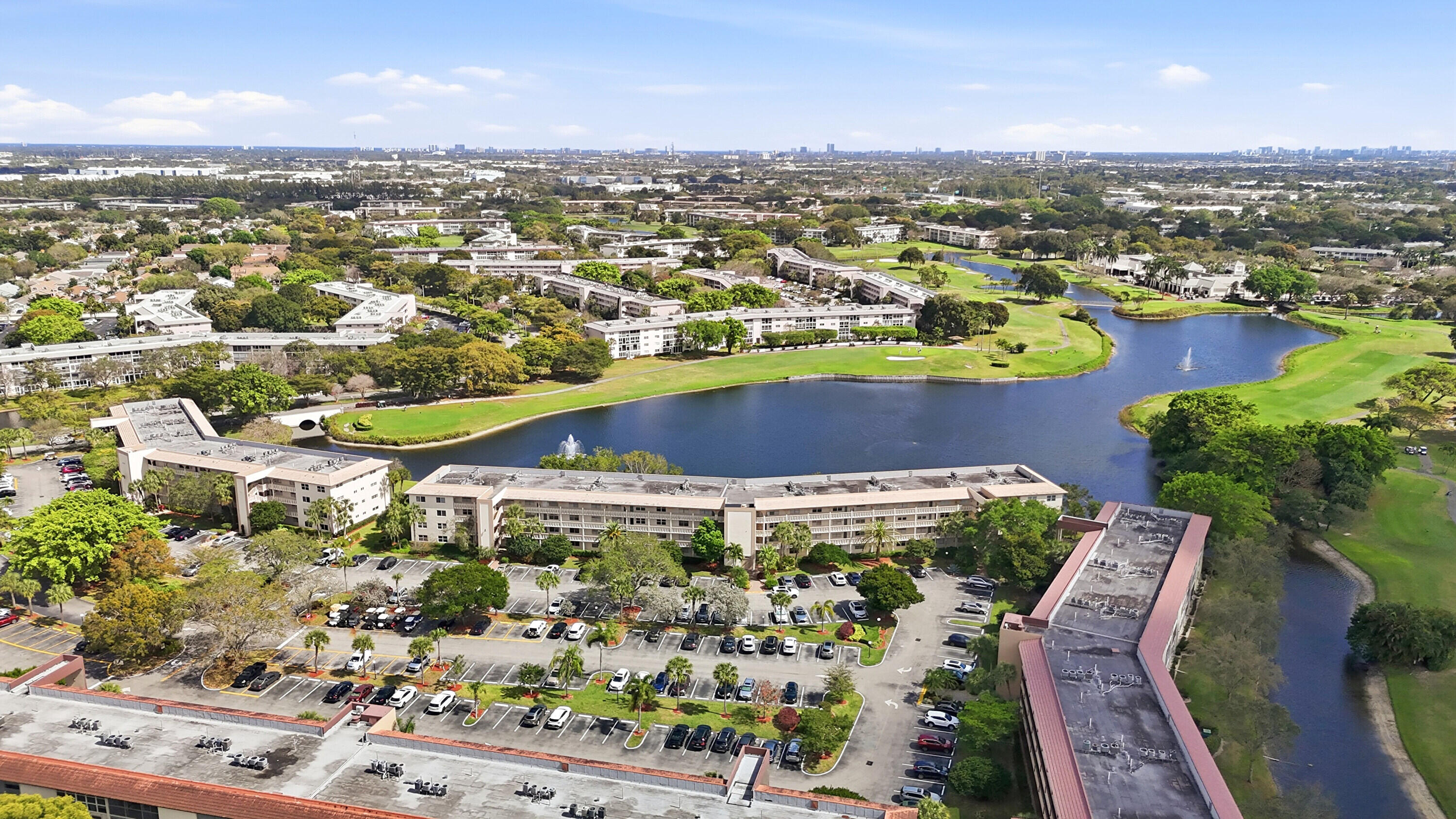 WYNMOOR VILLAGE - Residential